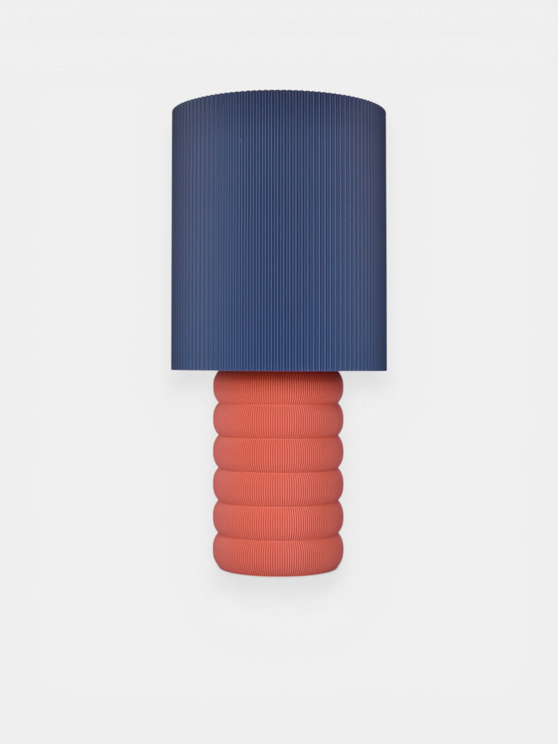 Lampada beatrix di design blu e mattone